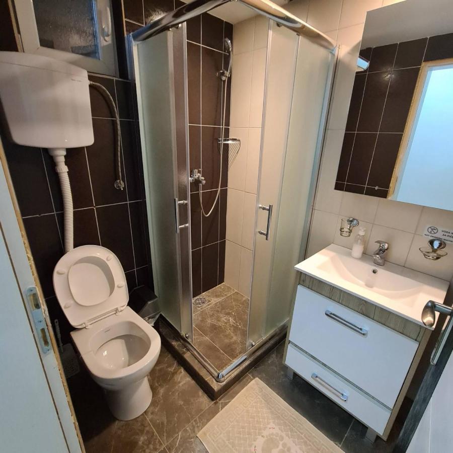 Ra Apartmani Vrdnik Bilik gambar